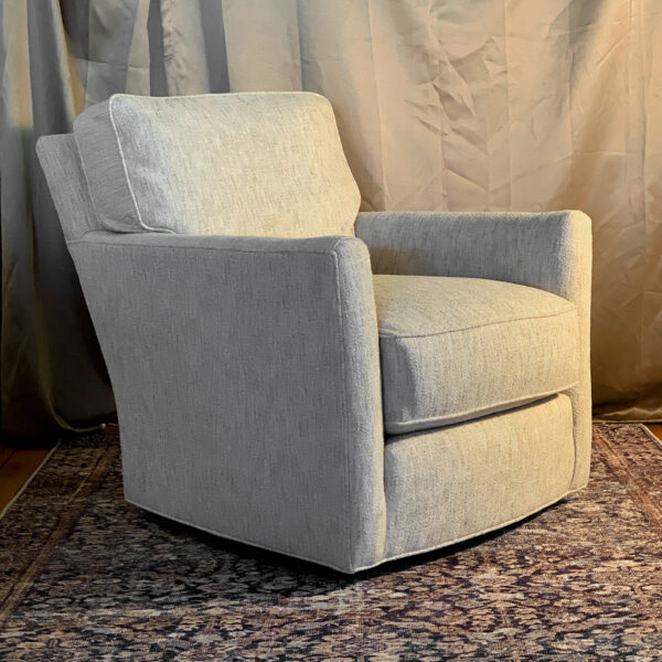 Morey Swivel Chair in Berkley Sand