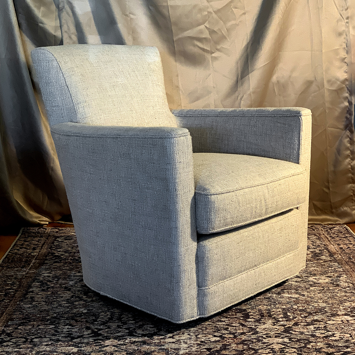 Wallace Swivel Chair in Quill Sand